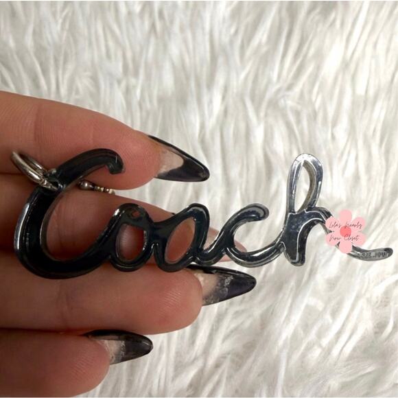 2.5" COACH Gray Script Poppy Fob Bag Charm Hang tag Hangtag - Picture 3 of 3